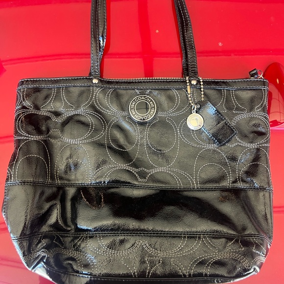 Designer purses bundle - Picture 7 of 16